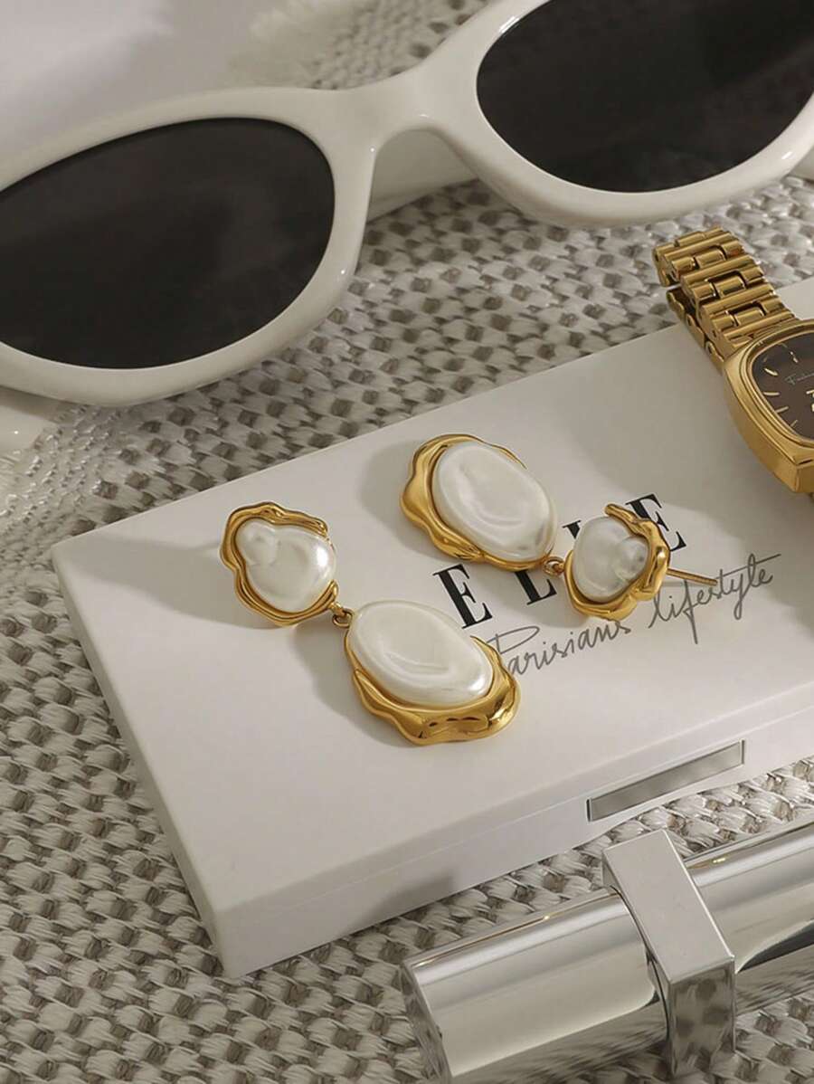 Uworld 1 Pair of Women’s Vintage Pearl Stud Earrings