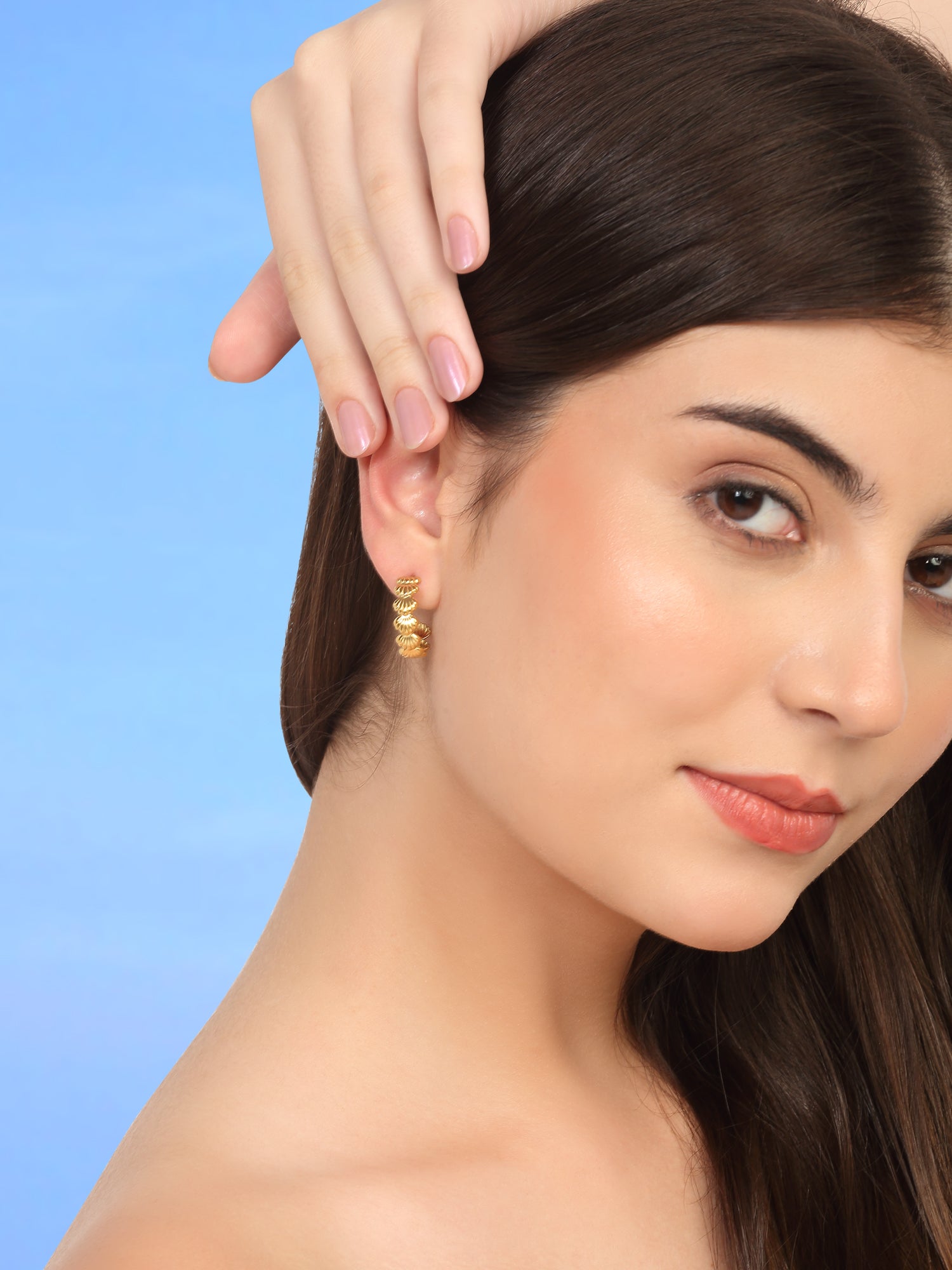 18k Gold Plated All Over Shell Stud Earrings