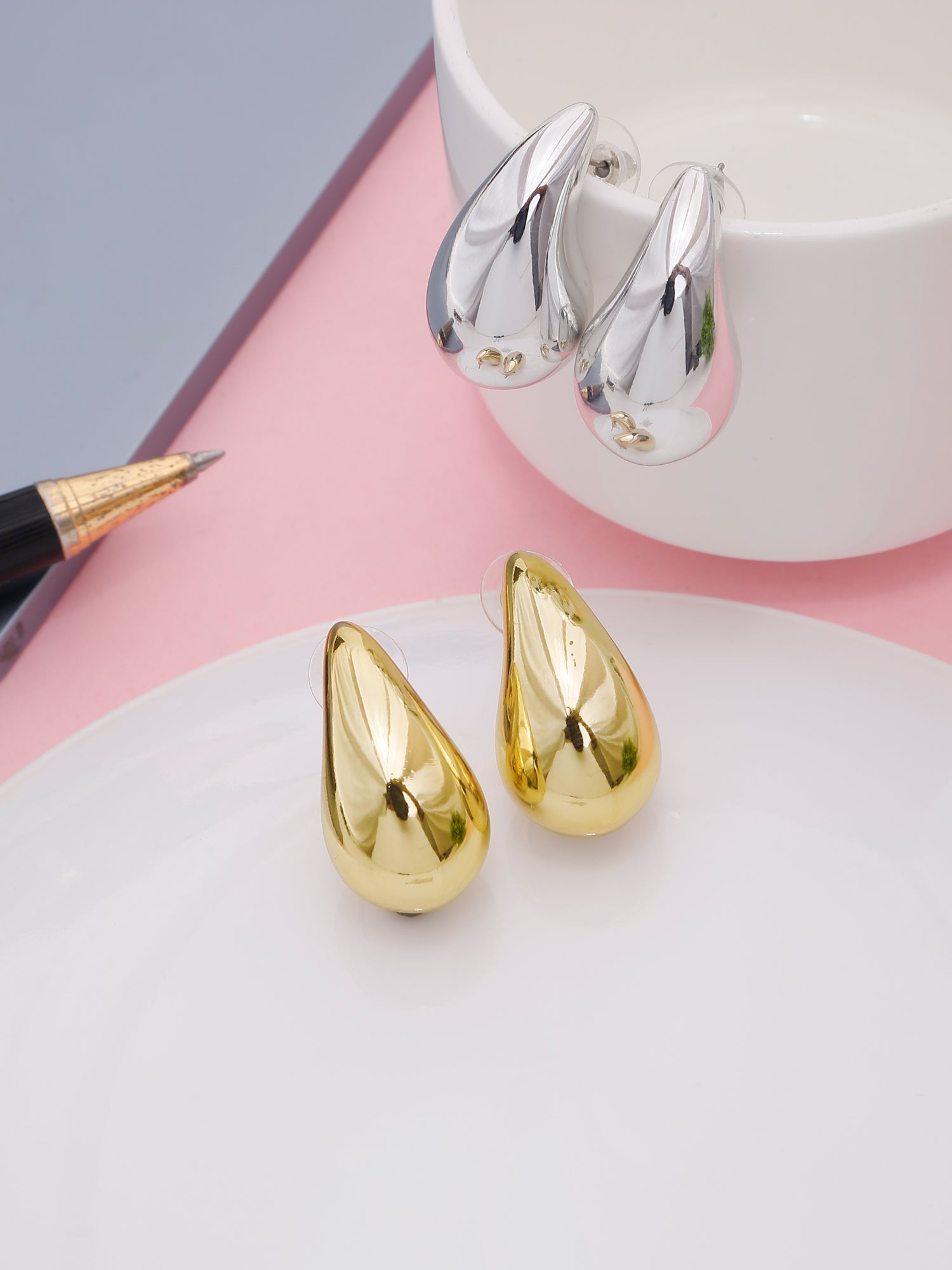 Sculpted Elegance: 2 Pairs Water Drop Earrings for Women