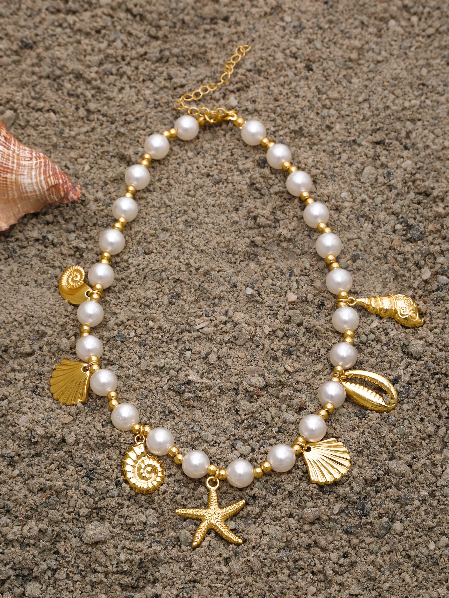Ocean Style Faux Pearl Charm Necklace