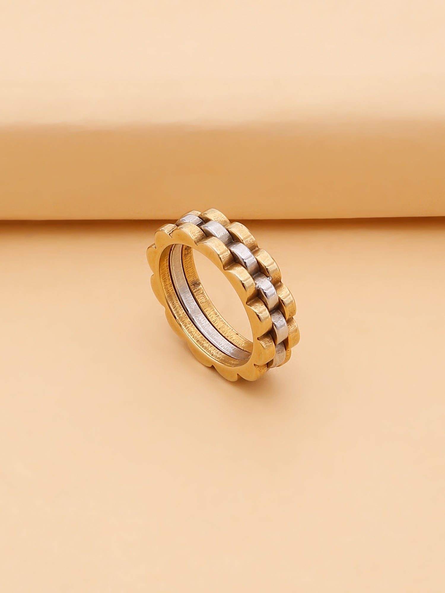 1pc Fashionable Stainless Steel Dual Layer Flower Shaped Ring in Two Tones