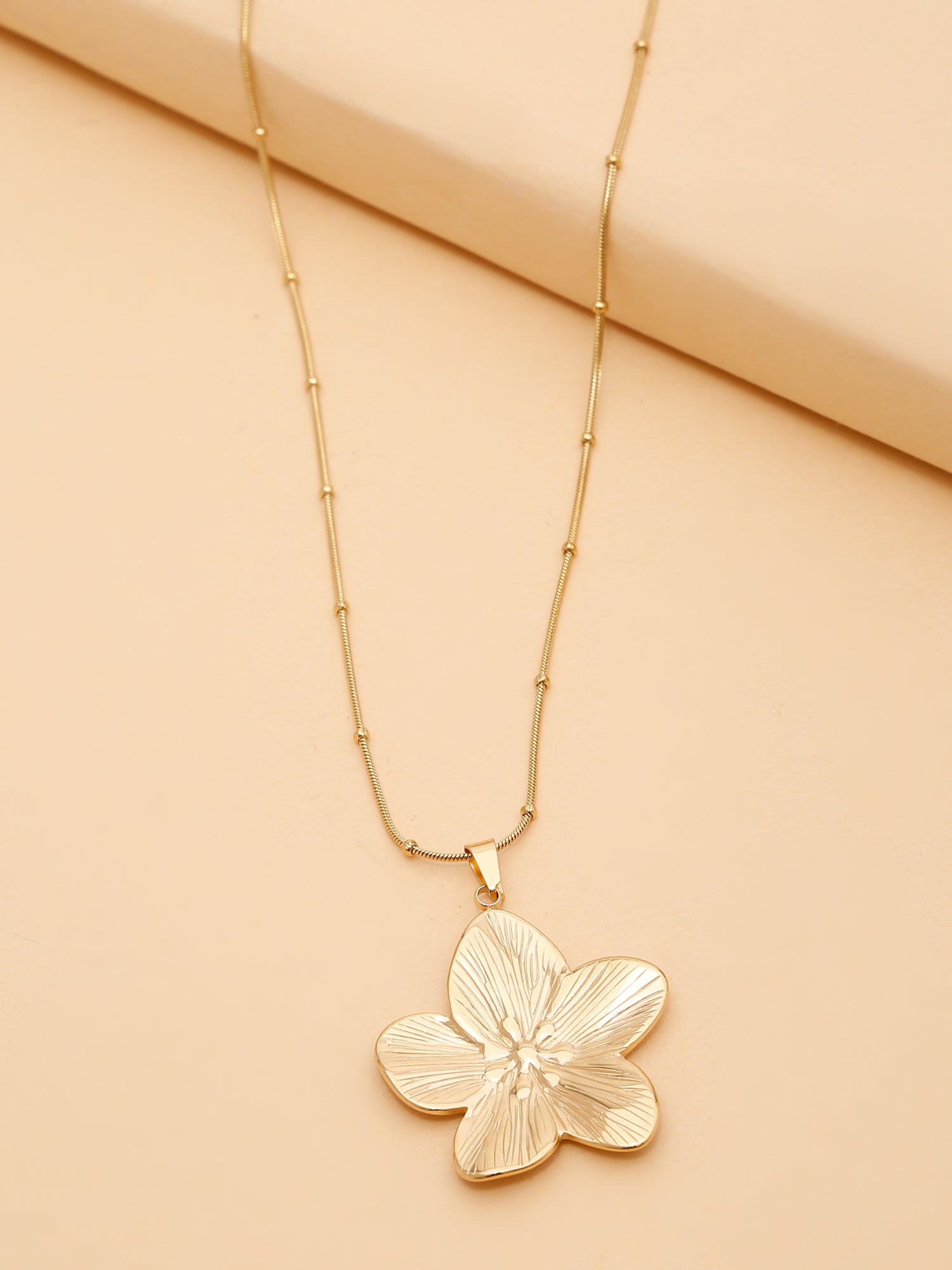 1pc 18K Gold Plated Stainless Steel Large Gold Flower Pendant Necklace for Women