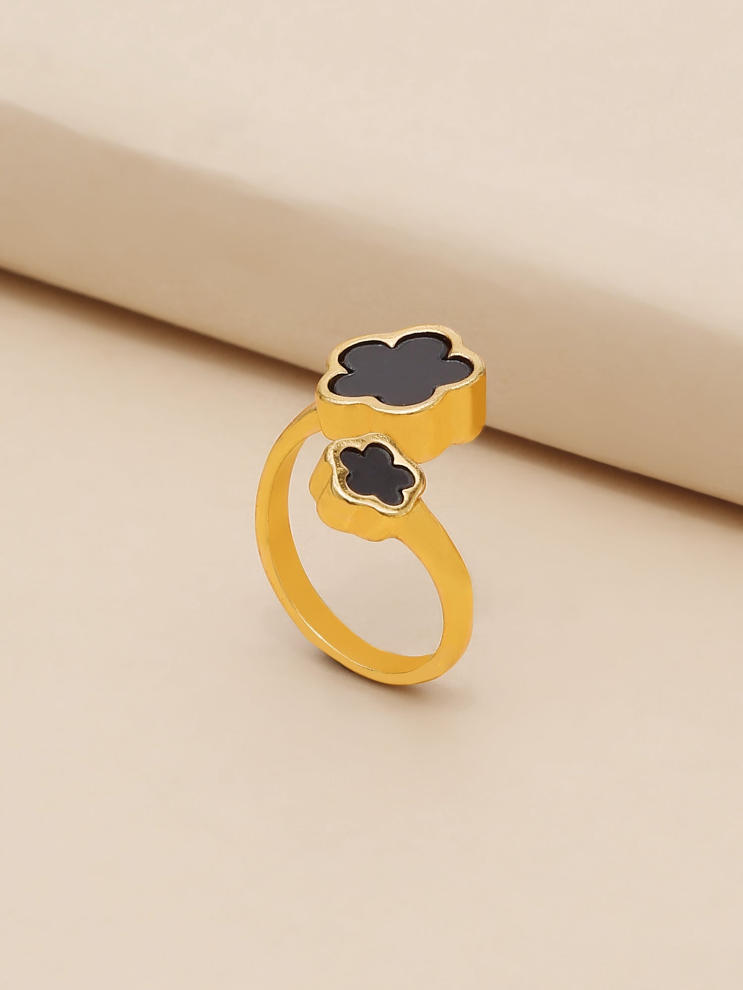 5 Leaf Clover Adjustable Ring – Black Enamel Statement Jewellery