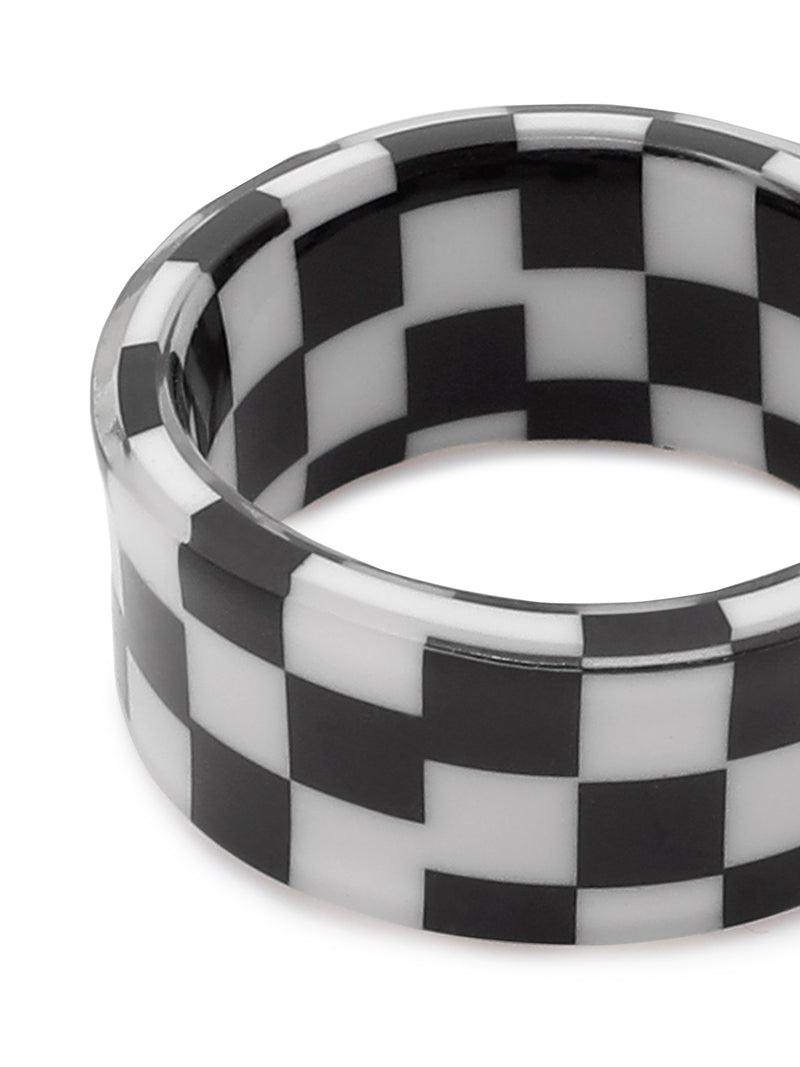 Big Checkered Round Black & White Ring